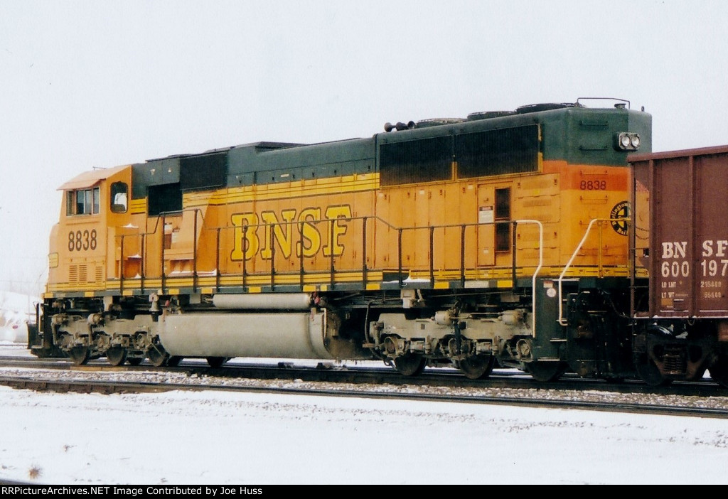 BNSF 8838 DPU